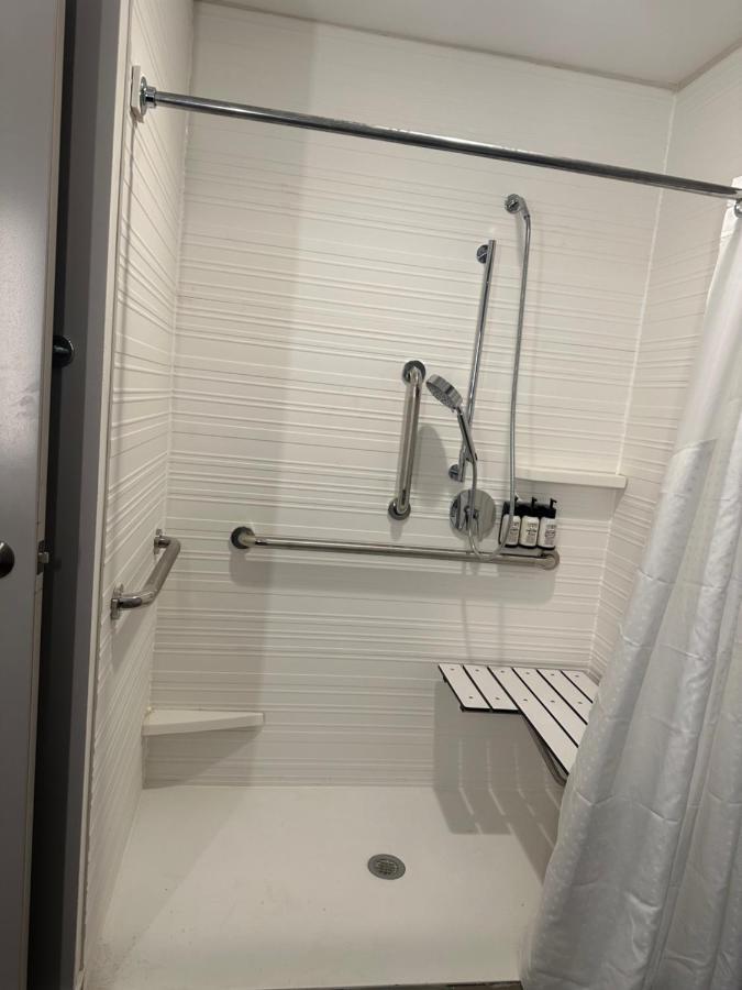 Avid Hotels - Fort Wayne North By Ihg Экстерьер фото